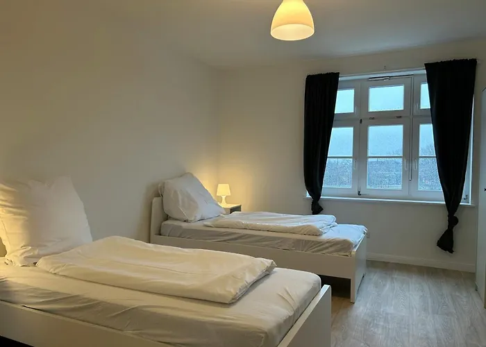 Spacious For 4 *